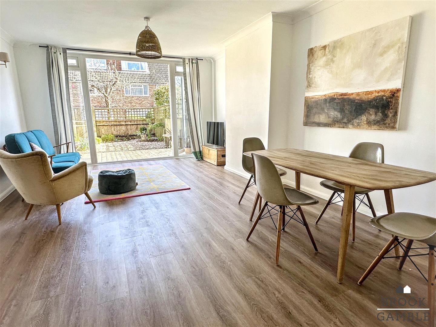 3 Bedroom House. Grassington Road in Eastbourne,  4